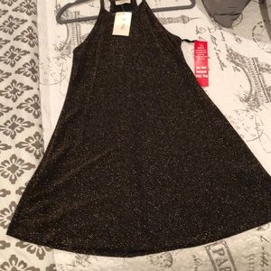 Knee length shift dress. Size SM.